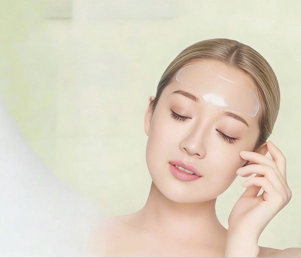 CMALLBIO シリコーンしわ軽減パッチの実世界でのテスト: これは「しわ消しゴム」ですか?